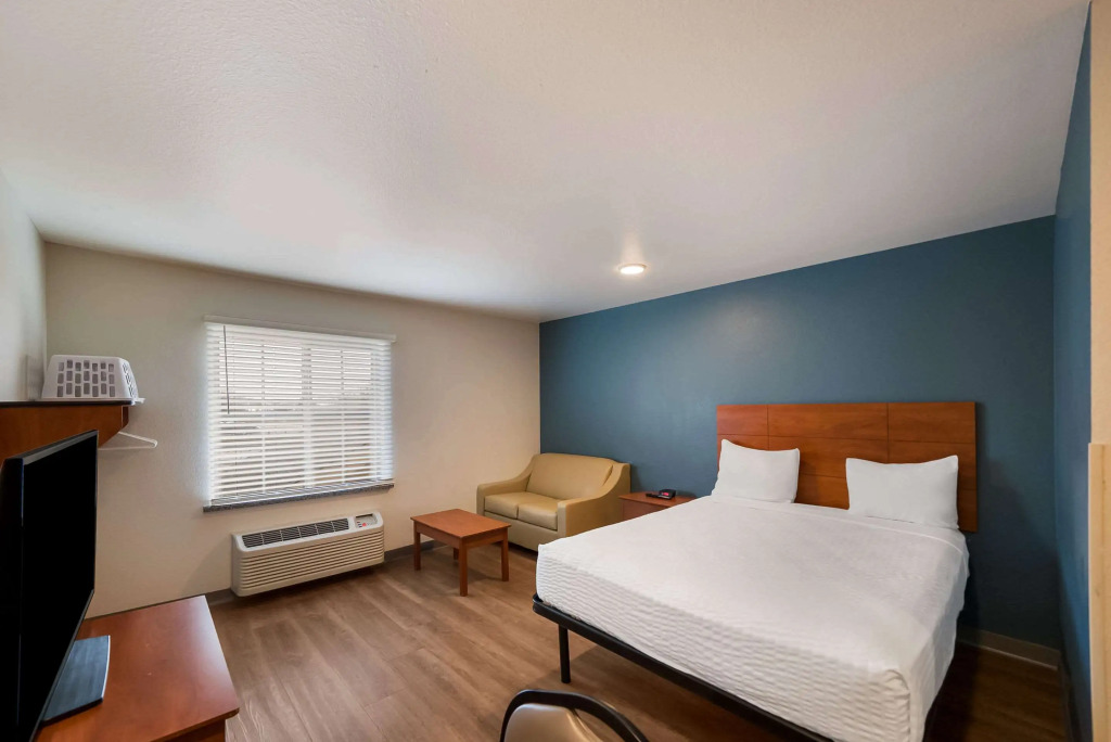 WoodSpring Suites Fort Worth Fossil Creek