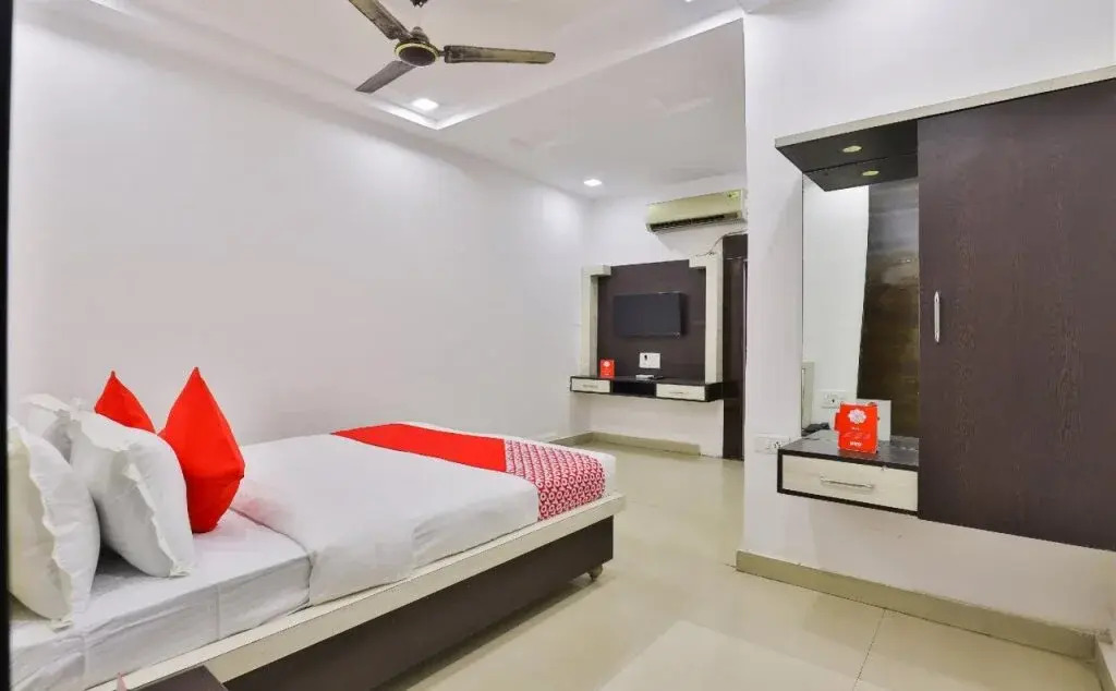 OYO 17098 Hotel Skyhigh