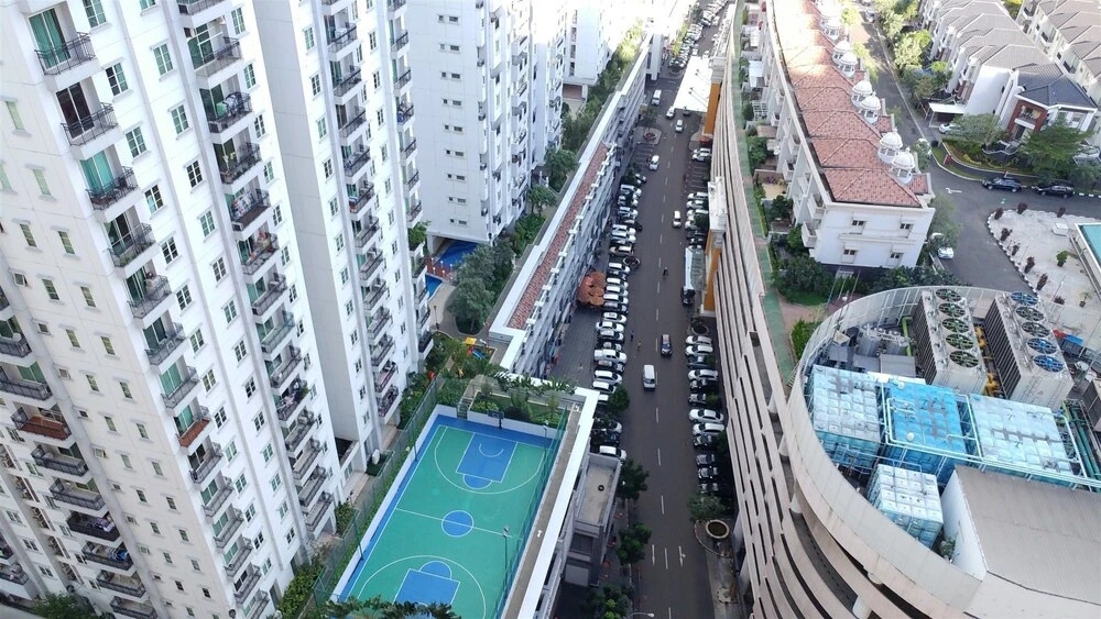 Penthouse Level Apartment At Mall Of Indonesia (MOI) Gading