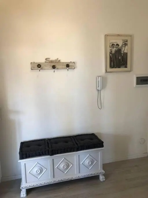 Hollys House apartment