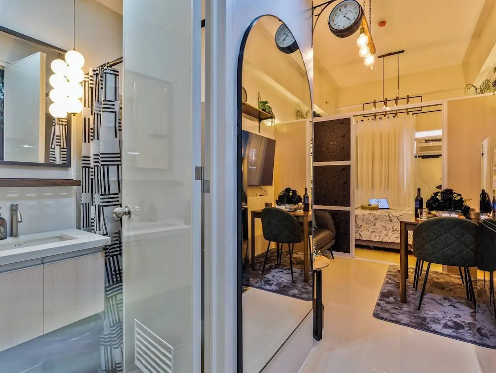 Forest-themed Cozy Studio Near IT Park Cebu