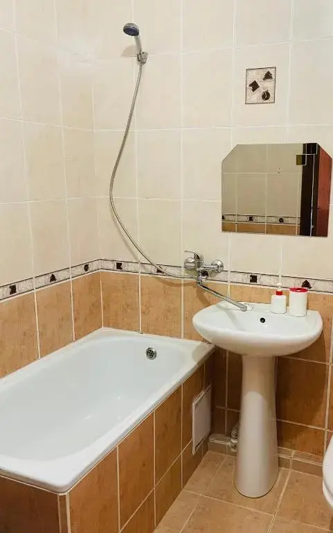 Kamelia na Astrakhanskoy 8