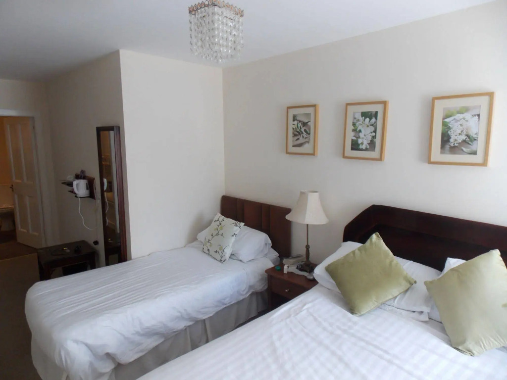 The Alyth Hotel