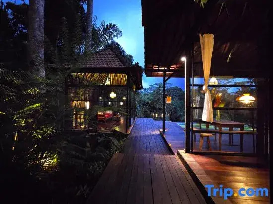 Joglo 4 Villa Mahadevi with Pool - Jungle near Ubud