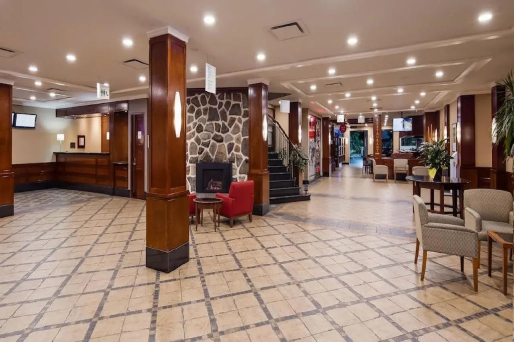 Radisson Hotel Montreal Airport