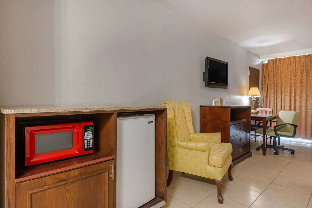 Rodeway Inn Clermont North