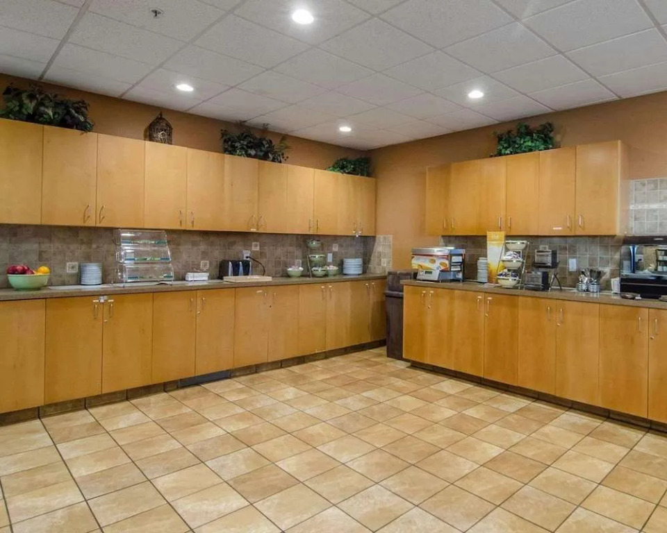 Quality Inn & Suites Grande Prairie