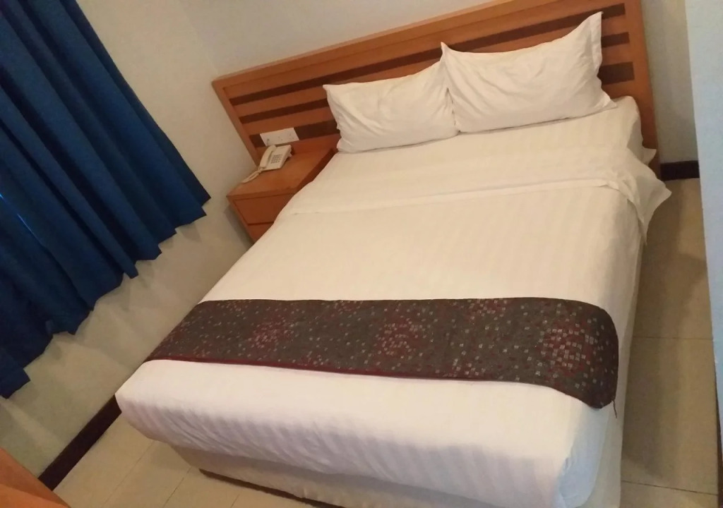 Transit Hotel