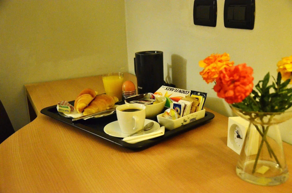 Residenza Cola Di Rienzo - Suite In Rome