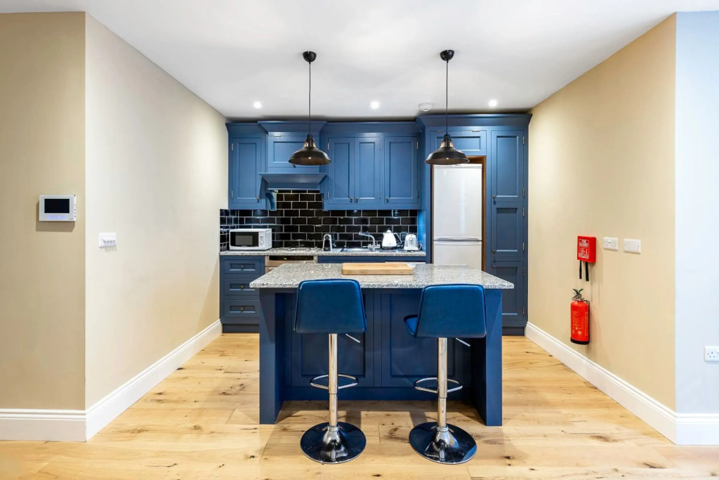 Colourful Studio Near Clapham Common!
