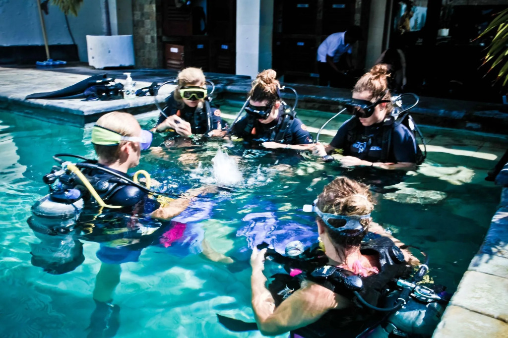 Blue Marlin Dive Resort Trawangan