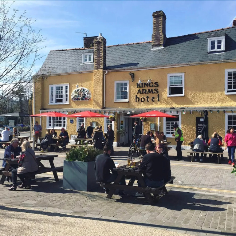 The Kings Arms Hotel
