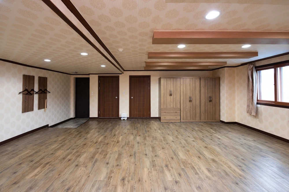 Dogo Elim Hotel