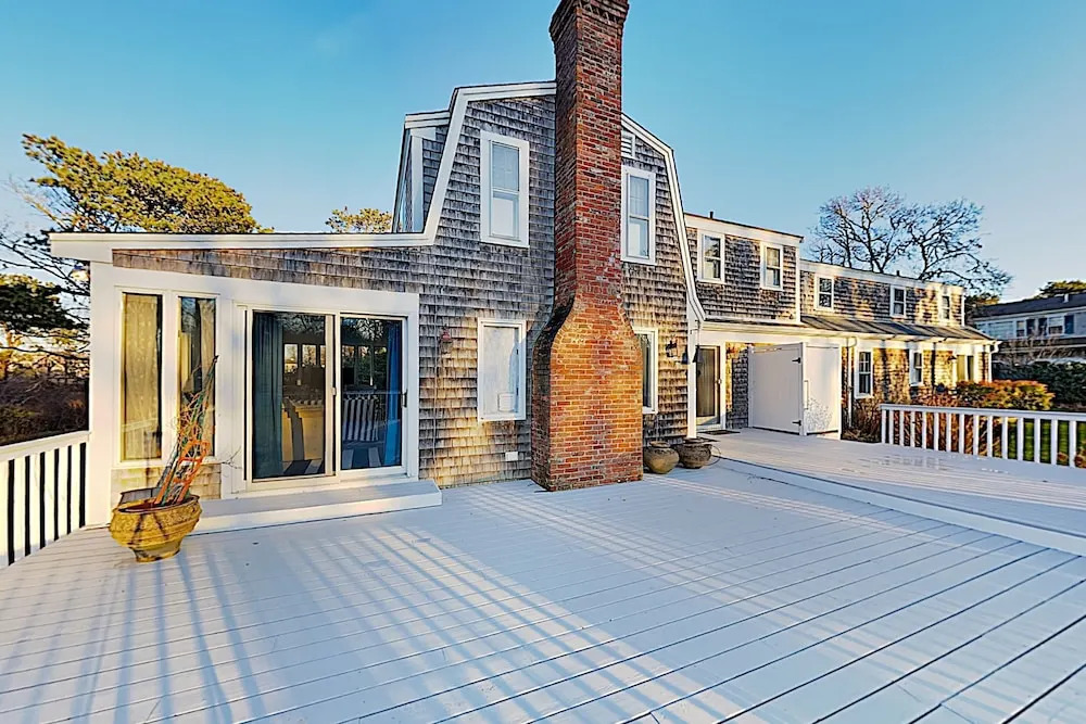 New Listing! Grand 1-acre Oyster Pond 6 Bedroom Home