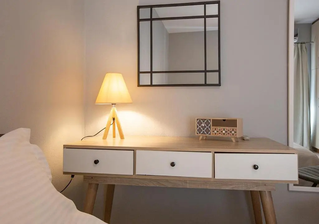 V Luxury Apartment 1