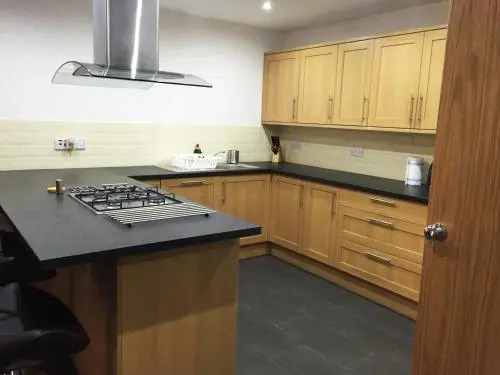 Wellesley Road Apartments