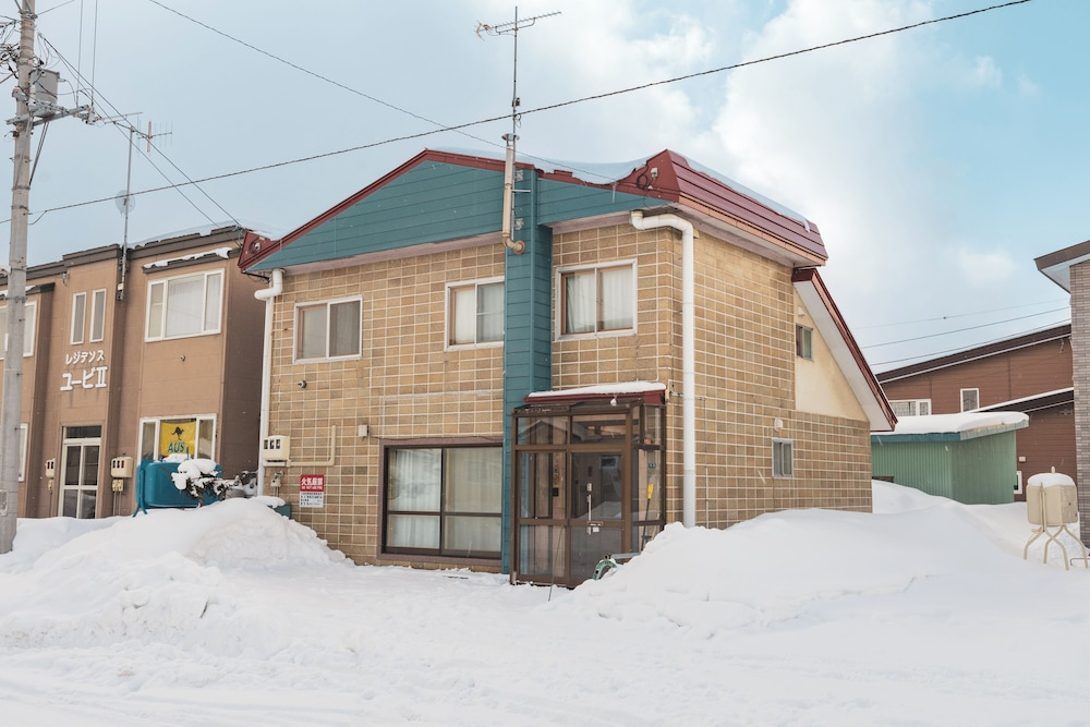 Motomachi House helps guests book great restaurants in Furano
