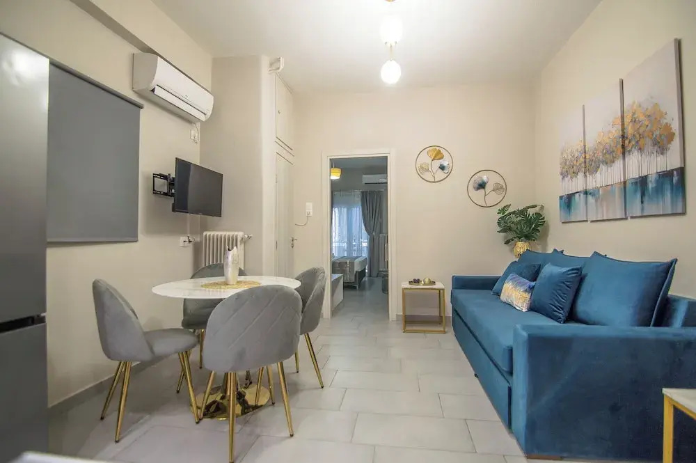 Urban Ceramic Apartment by GHH