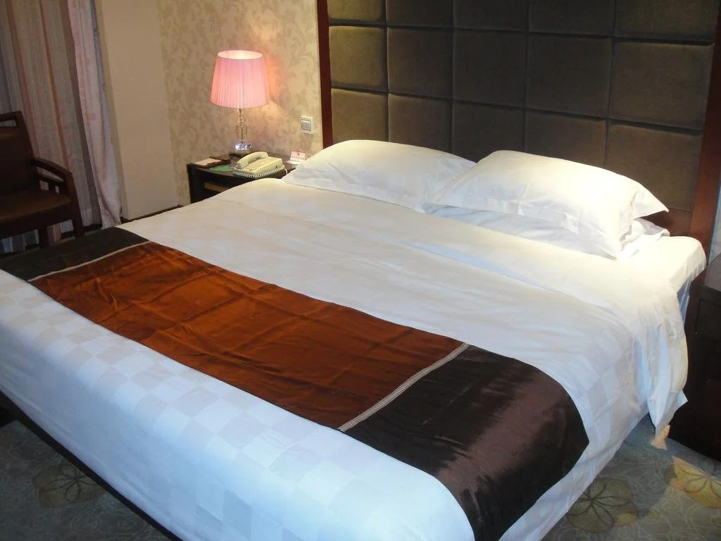 Sanlongzhongtian Hotel