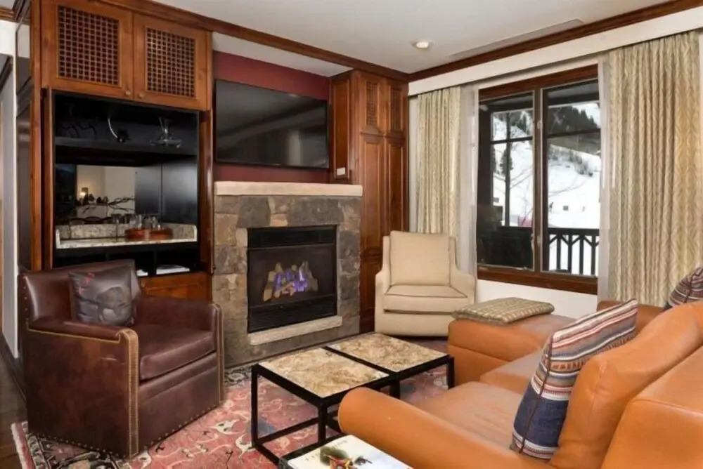 Three Bedroom Residence