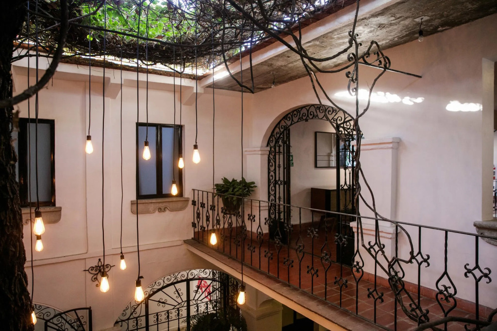 Agrado Guest House