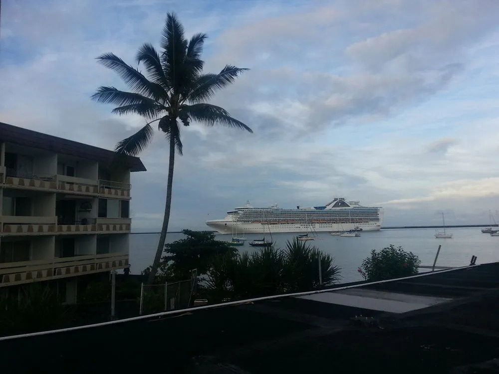 Hilo Reeds Bay Hotel