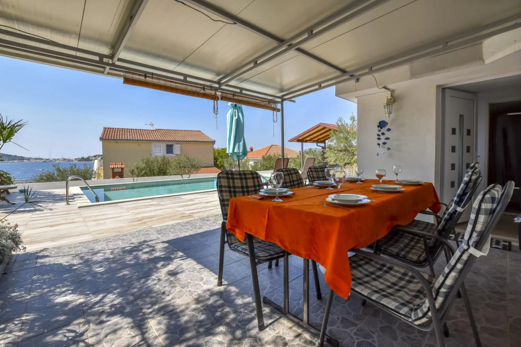 Apartments Osti