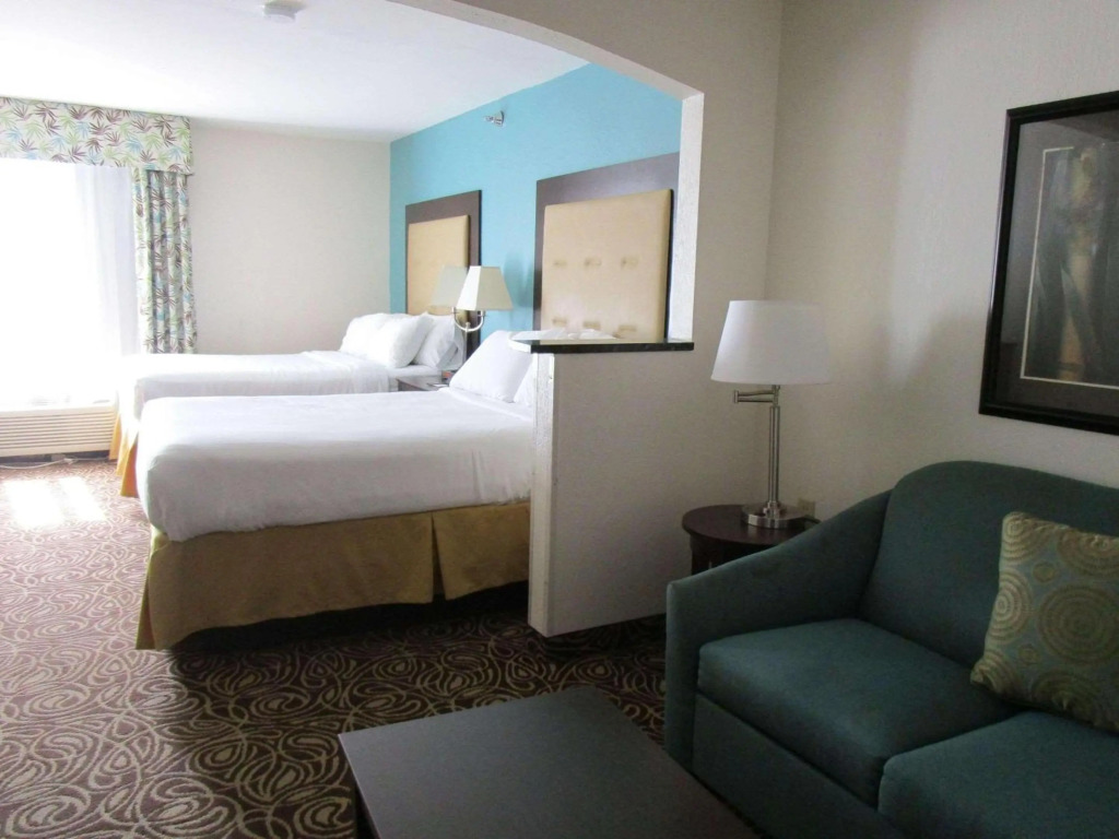 Holiday Inn Express And Suites - Myrtle Beach