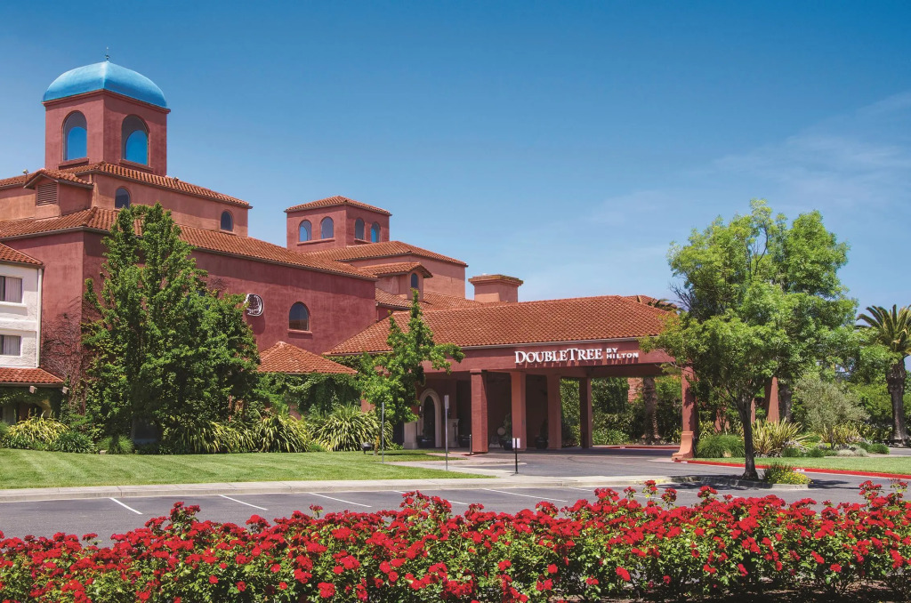 DoubleTree by Hilton Sonoma Wine Country