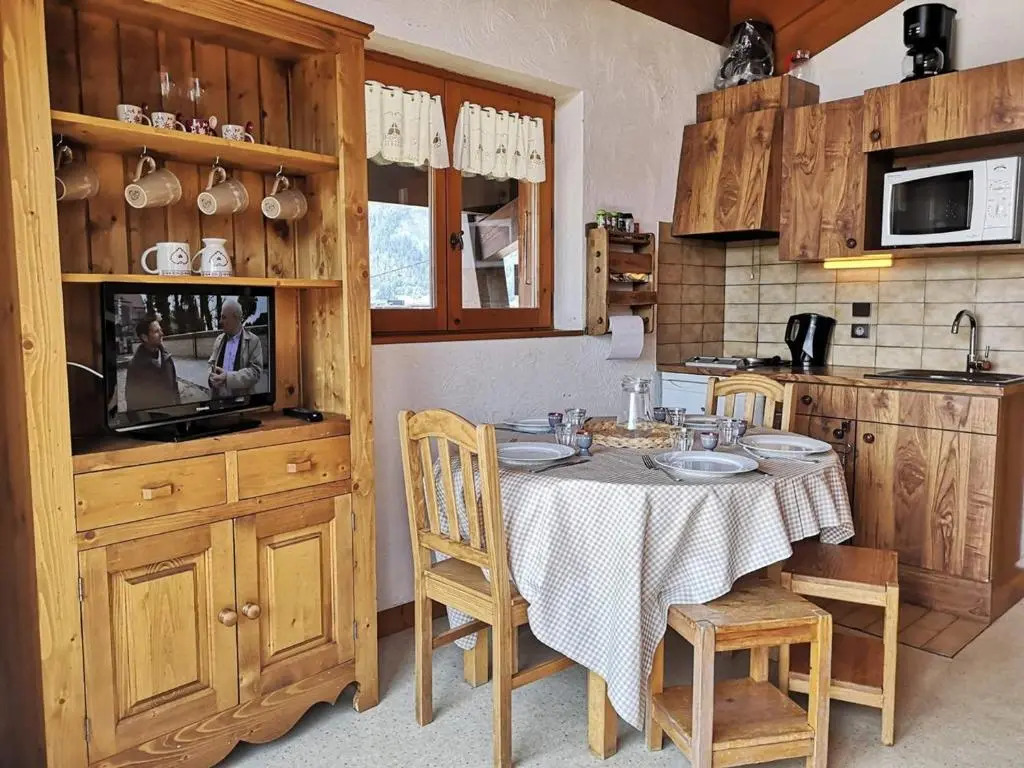 Appartement Notre-Dame-de-Bellecombe, 1 pièce, 5 personnes - FR-1-595-17