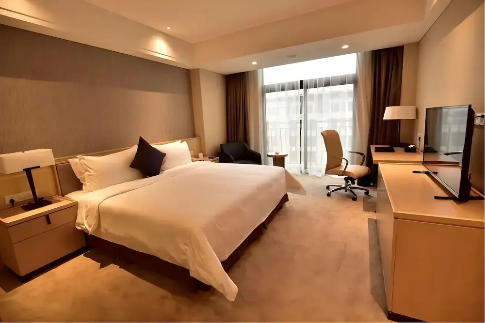 Shenzhen Pingshan Guest House （Pingshan Railway Station BYD HQ）