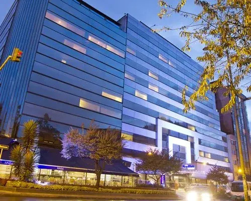 Radisson Bogota Metrotel - 3 Nights, Bogotá, Colombia