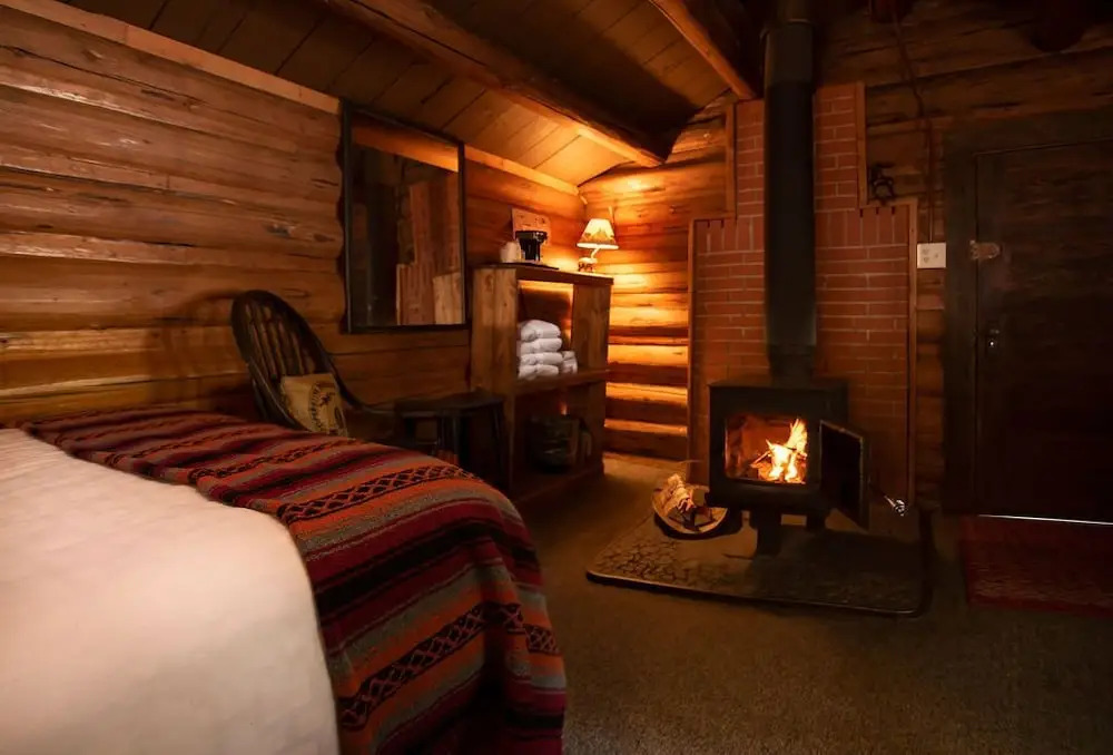 Lochsa Lodge