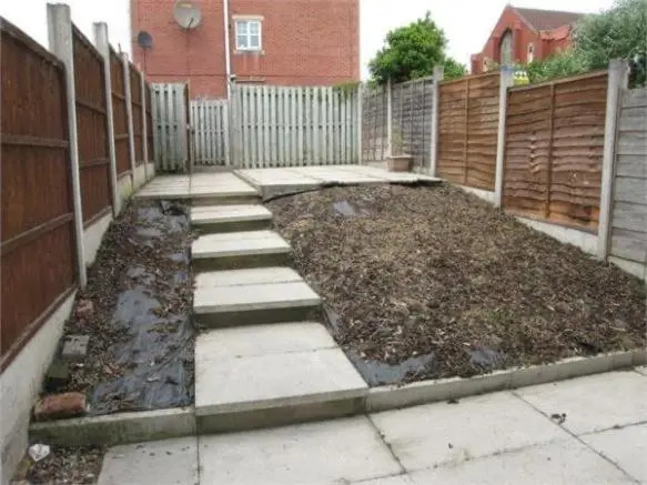 Quiet Residential Area, Within Easy Reach to Town