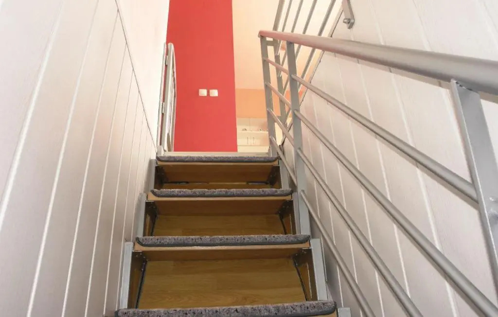 Apartments Stjepan with Balcony, Novalja