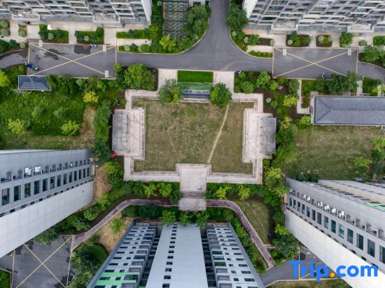 Jinhua Weiyaman Homestay (Panlong Courtyard New Energy Vehicle Town)