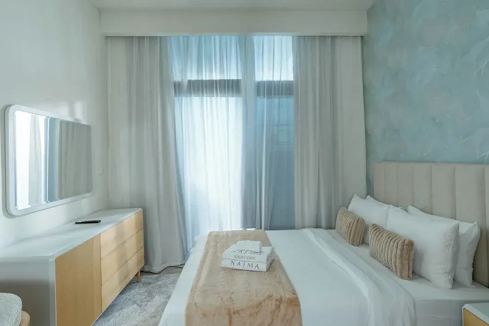 Nasma Holiday Homes - Azizi Riviera 47
