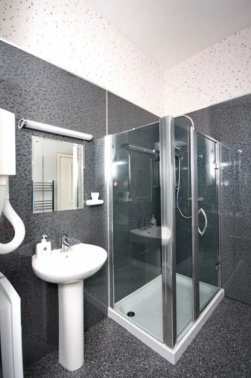 Birchwood Hotel