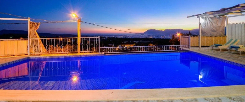 Villa Atlas