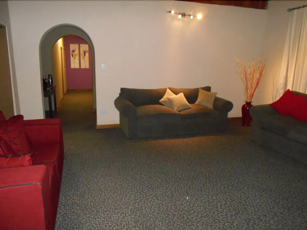 @Four Guest House Brits