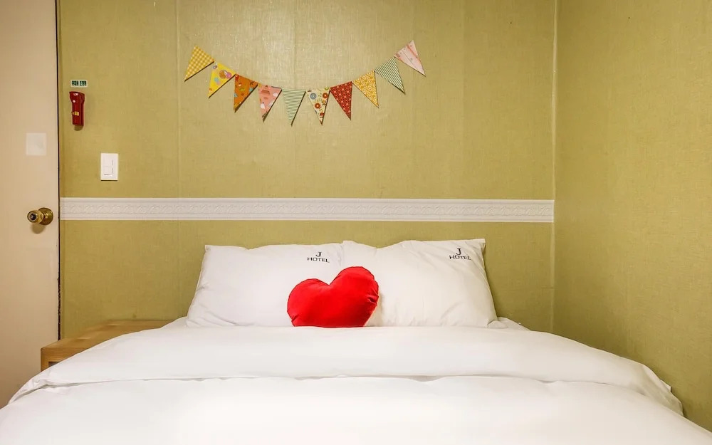 Hotel YAM Yeosu Hakdong