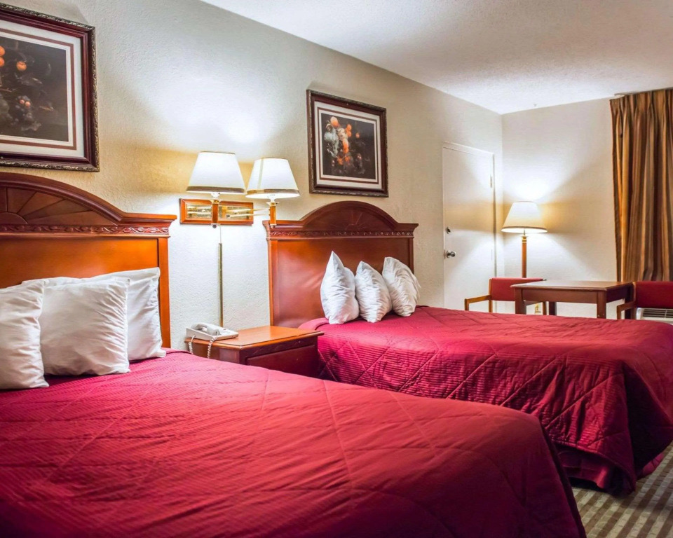 Econo Lodge Panama City St Andrews