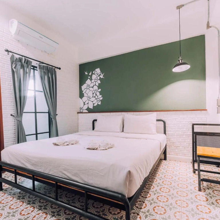 V1 Room Hotel