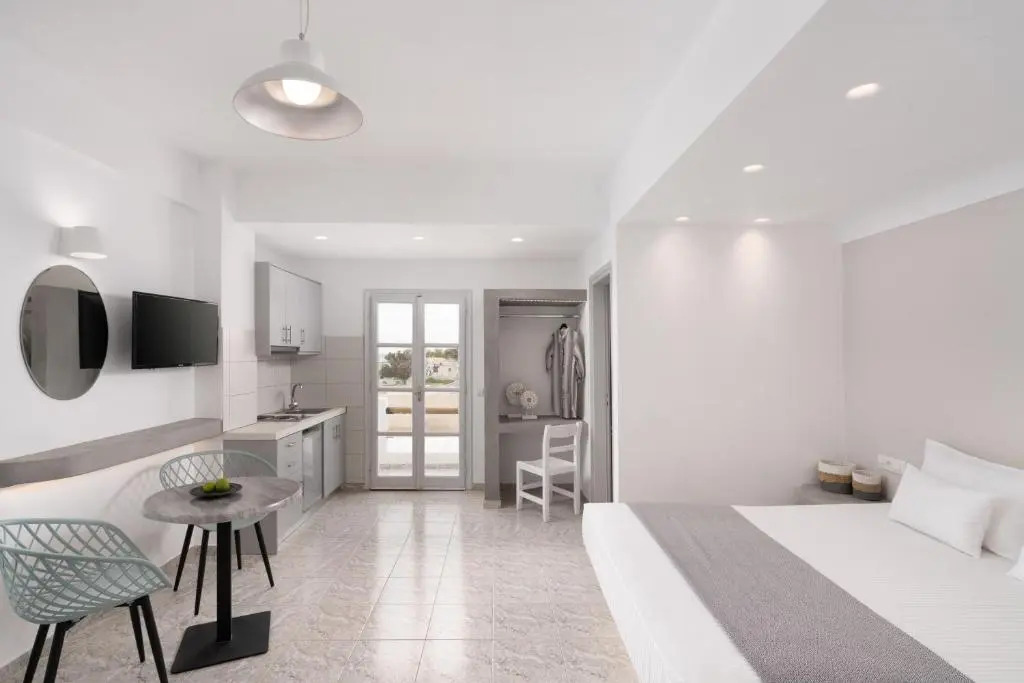 White Lily Suites & Lofts
