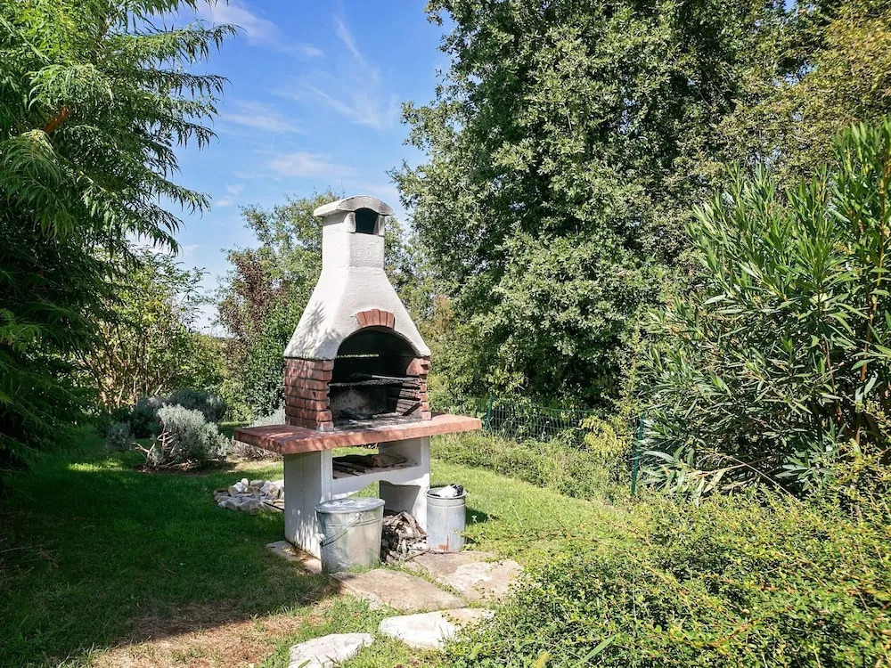 Comfortable Villa Next To a Forest with Private Pool, Porec And Beach at 10 Km