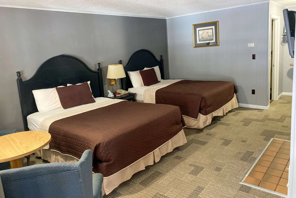 Travelodge by Wyndham Lincoln Near White Mountain