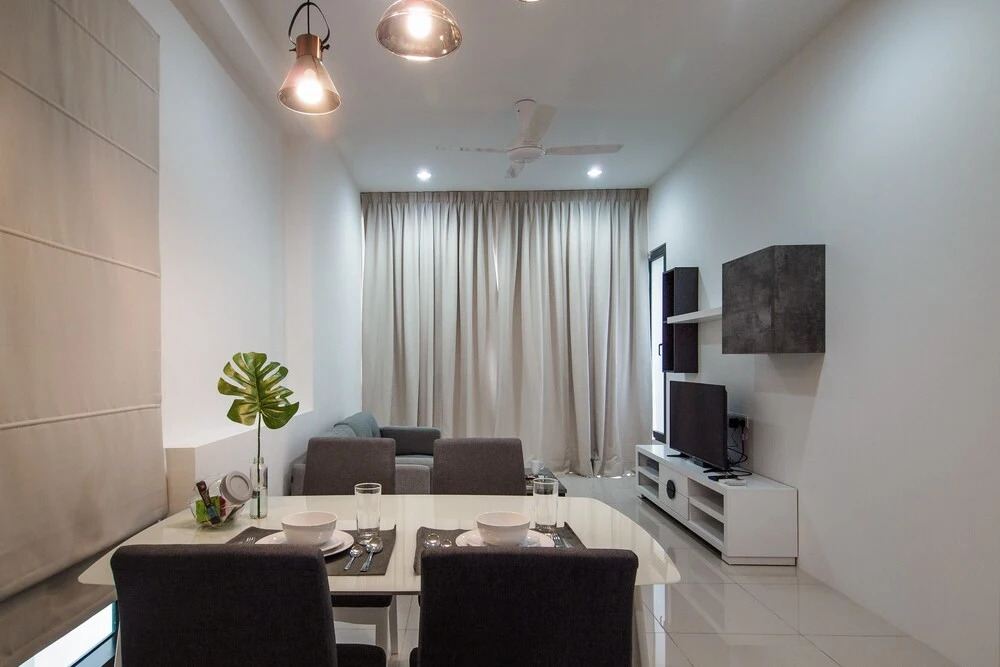 Dashing 1BR Next To Surian MRT 18