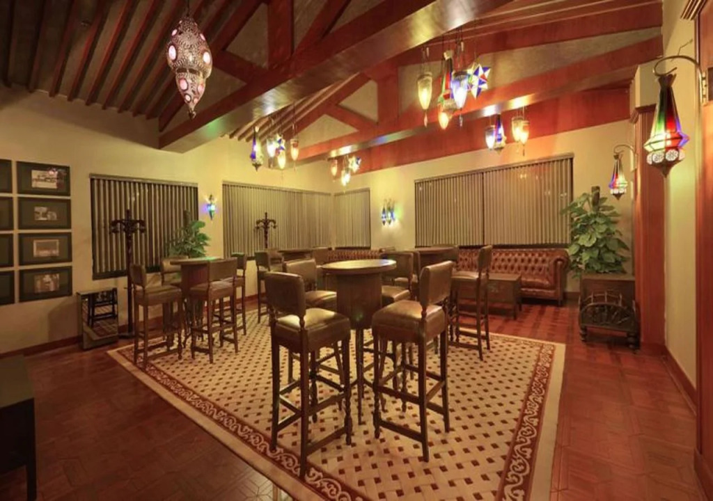 The White House Hotel Guilin