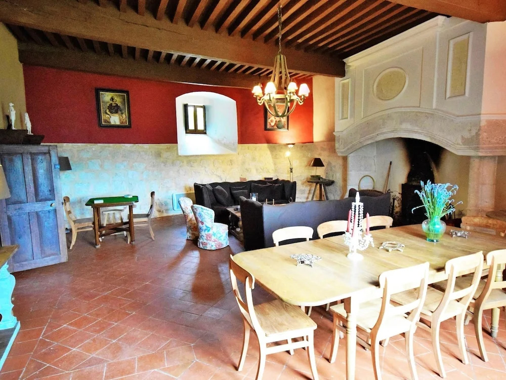 Castle Near Agen With Shared Pool