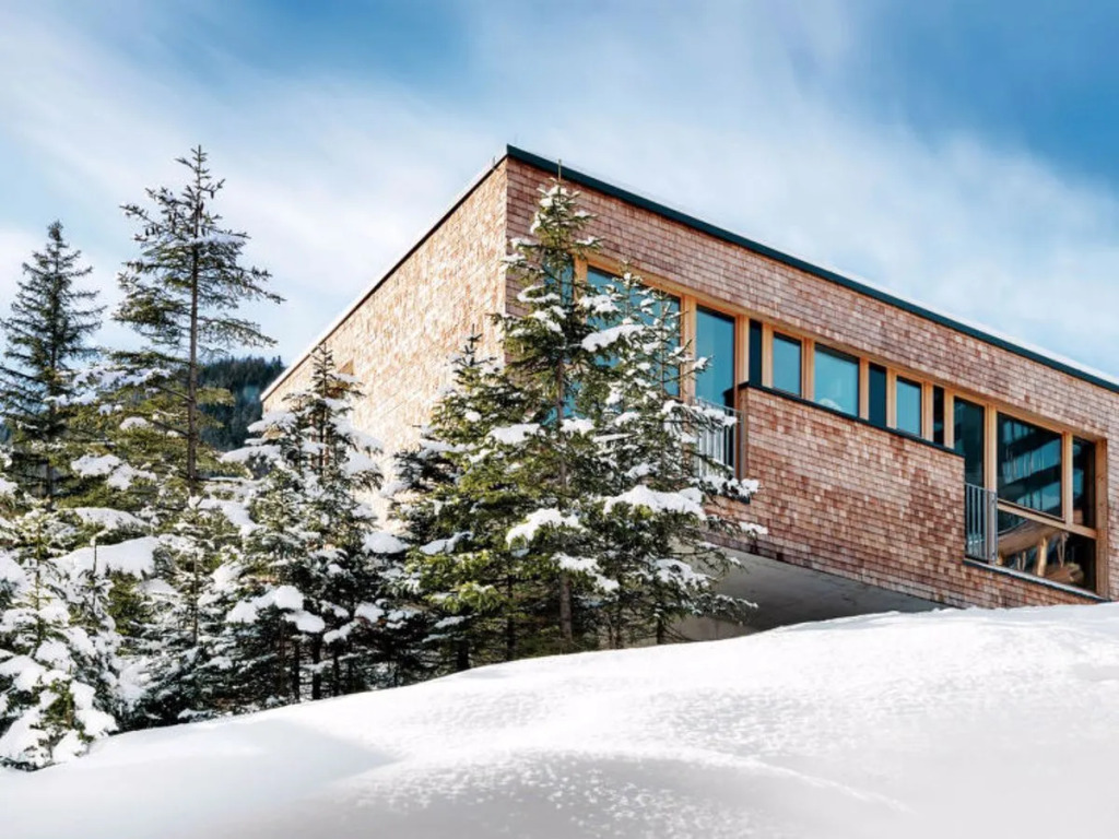 Gradonna Mountain Resort (KAX101)